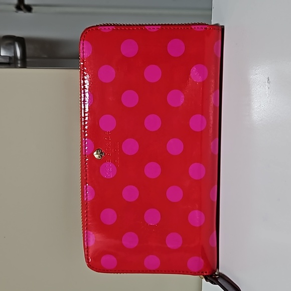 Kate Spade Patent Leather Wallet Used - Picture 1 of 4
